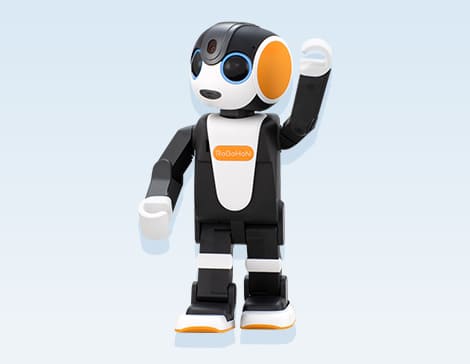 AIロボット　人気の『ロボホン』4月アップデート